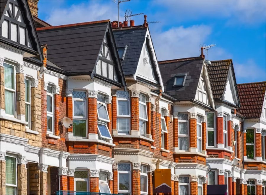 House prices fall as Iran war drives up mortgage rates